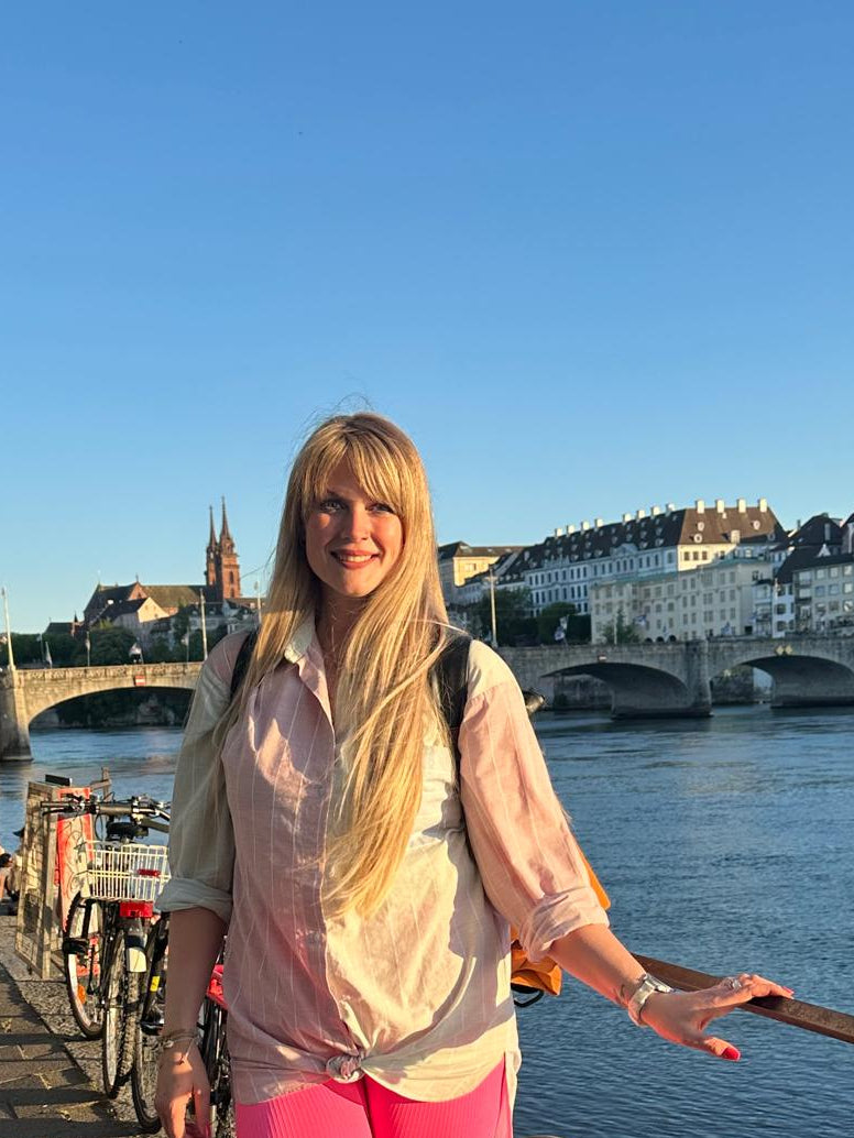 Karolina Q., 36